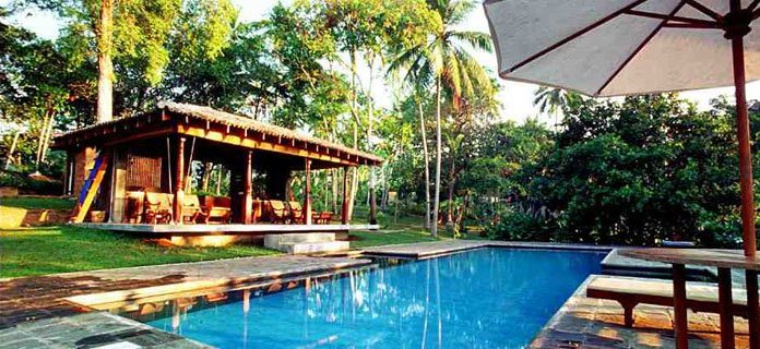 7 sexy skinny dips (private and most luxurious places)