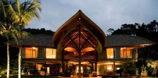 Leaf House in Brazil by Mareines + Patalano Arquitetura