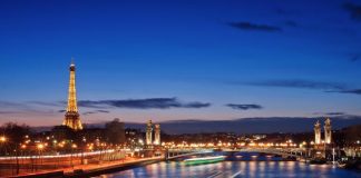 7 THINGS TO DO IN PARIS