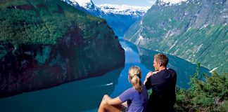 TRAVEL NORWAY. THE ARCHITECTURAL WAY