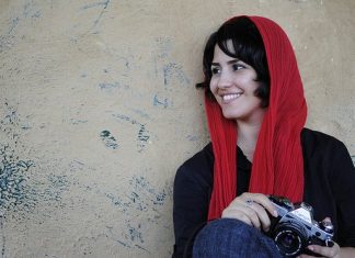 25 Photo-Illustrated Reminders to Help You Find Happiness