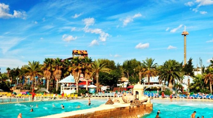 9 WILD WATER RIDES AROUND THE WORLD