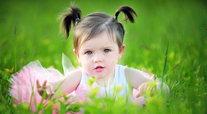 Little Ones – Rae Barne