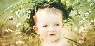 Touching children’s portraits by Julia Otto