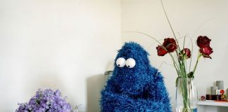 Intimate Portraits of Fully-Costumed Cosplayers Photographed In Their Homes