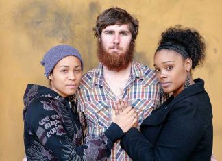 Touching Strangers: Photographs by Richard Renaldi