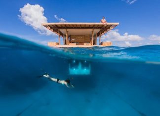 Multi-Level Floating Hotel with an Underwater Room – The Manta Resort