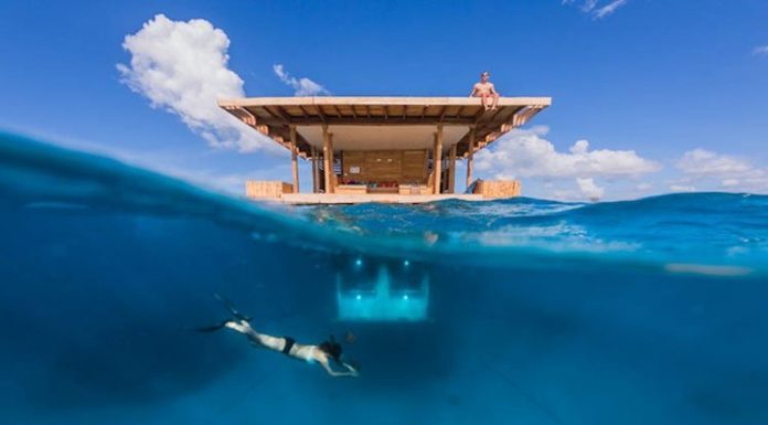 Multi-Level Floating Hotel with an Underwater Room – The Manta Resort
