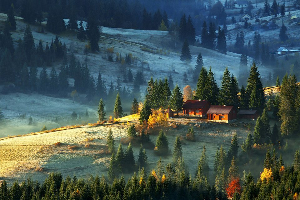 the-farm-on-carpathian-mountains