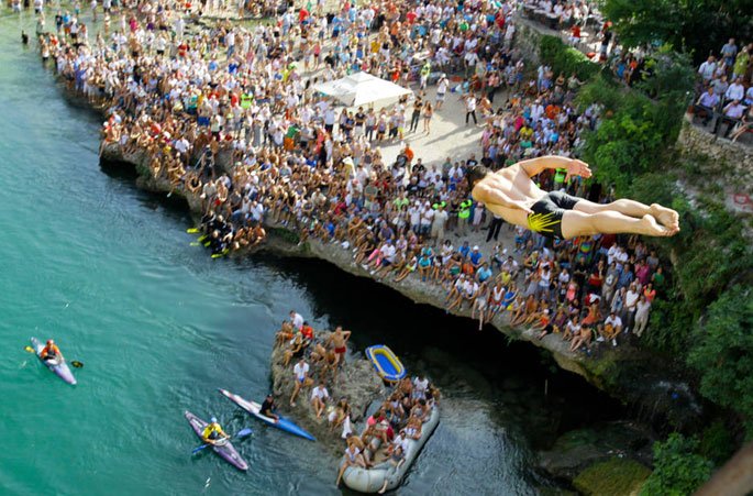 mostar bridge diving2