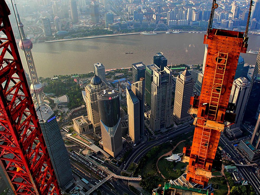 crane-operator-aerial-shanghai-photos-wei-gensheng-12