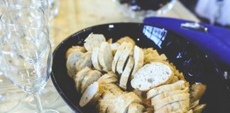 Get Ready For Halloween With These Couple Costumes That Actually Rock. Baguettebread