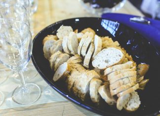 Get Ready For Halloween With These Couple Costumes That Actually Rock. Baguettebread