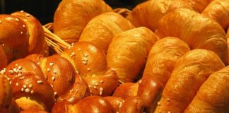 27 Truly Terrifying Tattoos That Will Haunt Brotchenlaugen