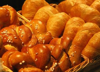 27 Truly Terrifying Tattoos That Will Haunt Brotchenlaugen