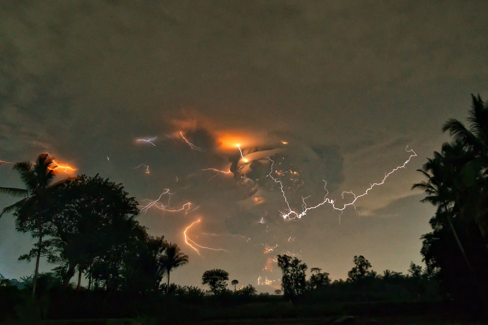 Eruption Kelud Photograph by Heppy Trisna