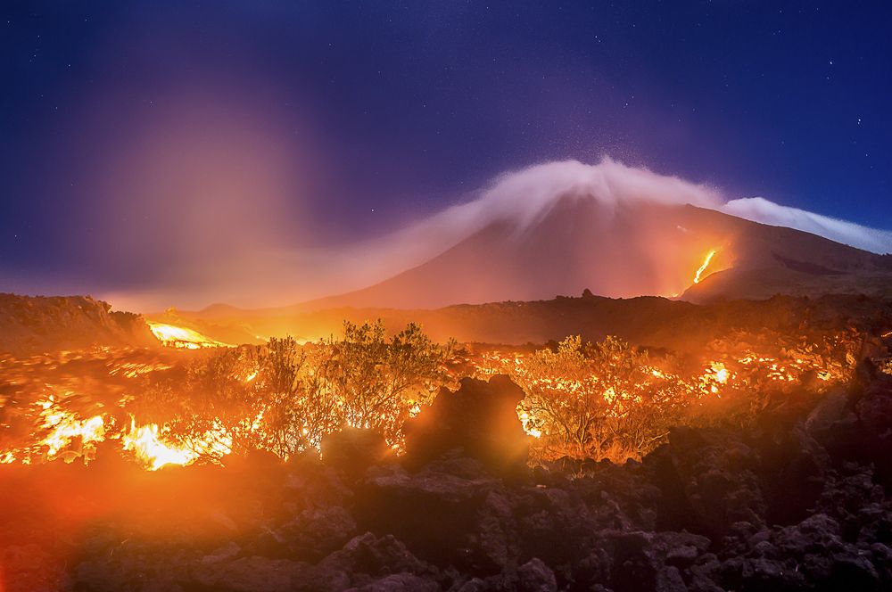 Volcán De Pacaya Photograph by Alex Soto