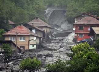 21 Photos Of The Worst Floods To Hit The Balkans In 120 Years