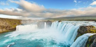 Iceland May Just Be The Most Beautiful Place On Earth