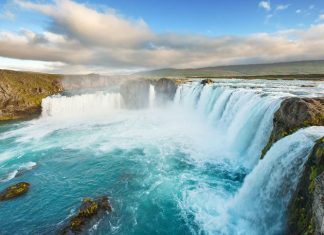 Iceland May Just Be The Most Beautiful Place On Earth