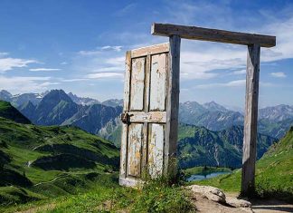 Some of the Most Beautiful Doors That Seem To Lead To Other Worlds