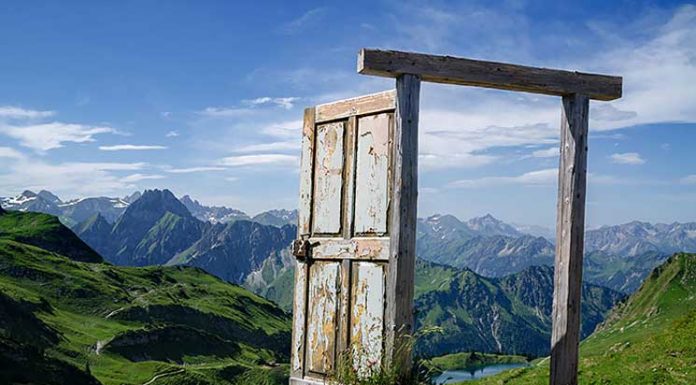 Some of the Most Beautiful Doors That Seem To Lead To Other Worlds