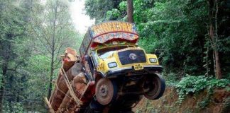 19 Photos From India That Demand An Explanation