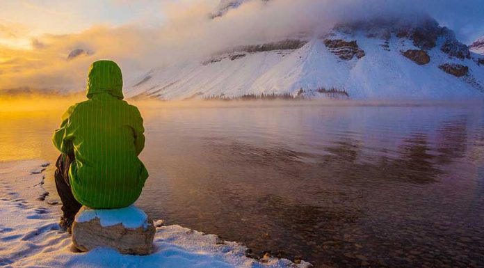 Adventurer spends days hiking to most remote areas of Canadian Rockies to capture mountains’ frozen beauty