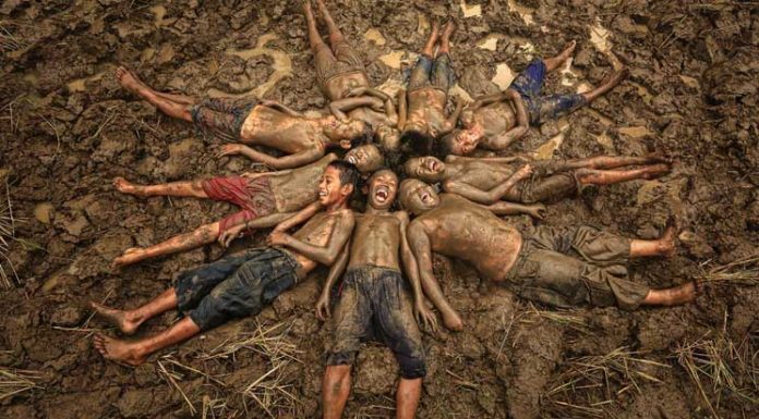 Stunning Submissions from the 2015 Sony World Photography Awards