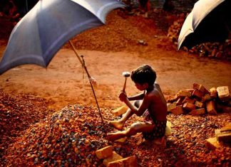 Angels in hell – A photographer captures child labor in Bangladesh