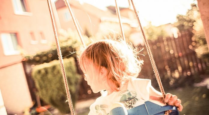 10,000 Web Site Visitors In One Month:Guaranteed Girl