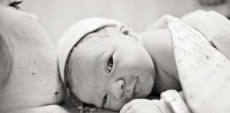 20 Touching “Birth of a new Life “Photos That Will Grab You By The Heart…And Never Let Go.