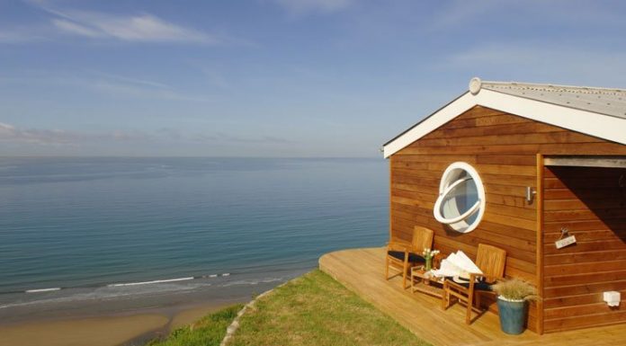 People Laugh At The Size Of Her House..But When They See It? Amazing!