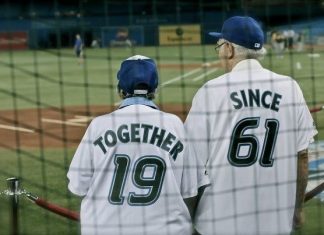 These 16 Elderly Couples Prove That You’re Never Too Old To Have Fun