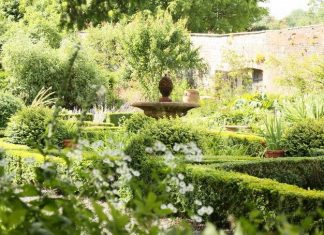 Some of the Most Beautiful Summer Gardens in Britain