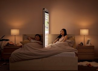 The More You Connect, The Less You Connect