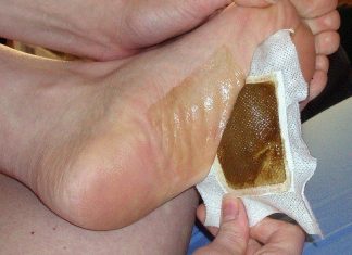 Make Detox Foot Pads at Home and Remove All the Dangerous Toxins from Your Body Overnight