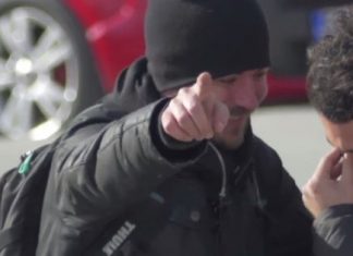 An Entire Town Secretly Learned Sign Language To Surprise Their Deaf Neighbor