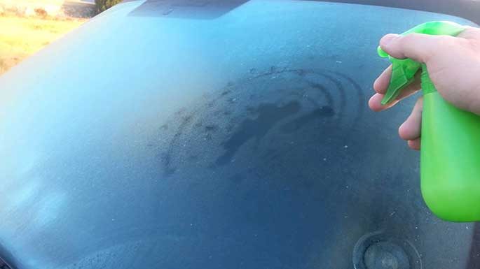 Forget What You Know About De-Icing Your Car, This Simple Trick Melts It Instantly