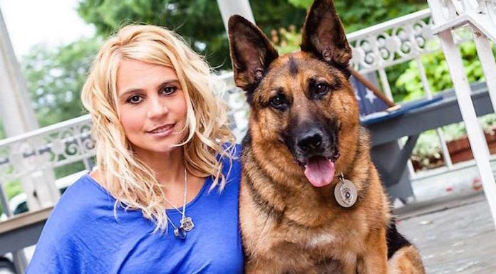 Wife Honors Police Officer Husband In The Most Meaningful Way.