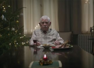 When None Of The Kids Have Time To Spend Christmas With Their Dad, He Does Something That Moves Millions To Tears.