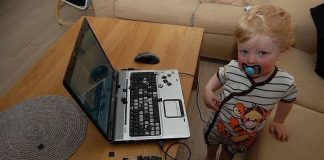 This is what two minutes of silence looks like