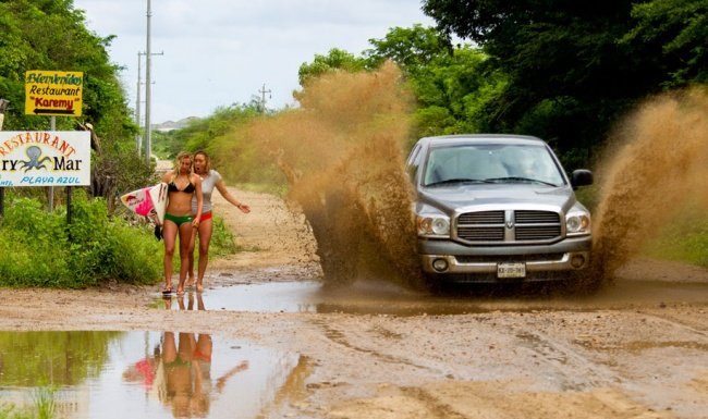 30 flawless Photos taken one second before the inevitable