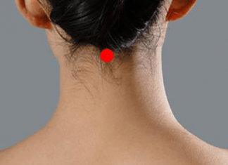 This Is What Happens When You Place An Ice Cube At This Point On Your Head