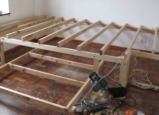 No One Wanted To Sleep In The Ugly Bedroom. Then His Wife Did THIS And Stunned Everyone.