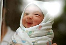 26 Photographs which go Straight to your Heart