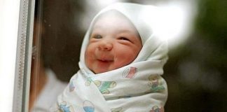 26 Photographs which go Straight to your Heart