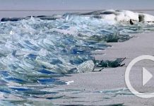 When Lake Superior Freezes, Something Amazingly Beautiful Happens. This Is Like Art.