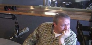 2 Years After His Wife Passes He Discovers A Secret She’d Kept That Brought Him To Tears