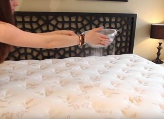 She Pours Baking Soda All Over Her Bed. Minutes Later? I Have To Try This!